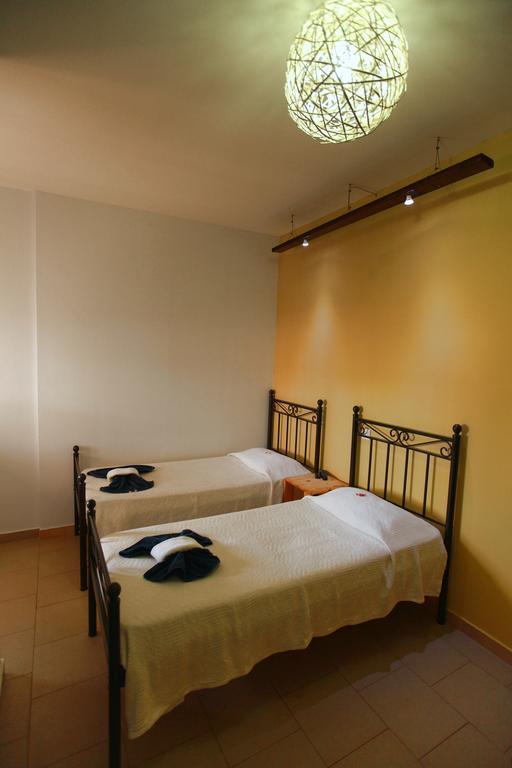 Aparthotel Oikeion Ermupoli Pokoj fotografie